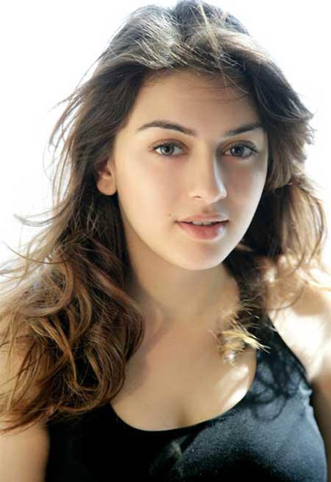 हंसिका मोटवानी के बर्थडे पर देखें अनदेखी तस्वीरें...