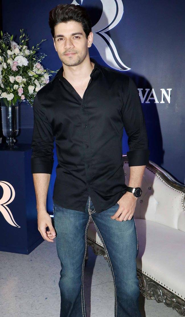 रैंप पर एक बार फिर छाईं सुष्मिता सेन