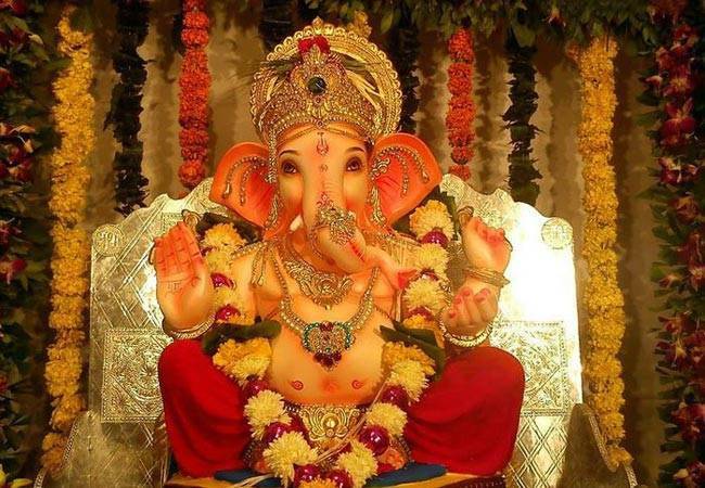 अपनी राशि के अनुसार करें भगवान की पूजा...