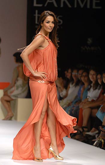 मलाइका अरोड़ा खान को जन्‍मदिन मुबारक, देखें अनदेखी तस्‍वीरें...