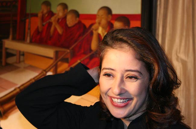 Happy Birthday: सैफ और मनीषा कोइराला की शानदार तस्वीरें...