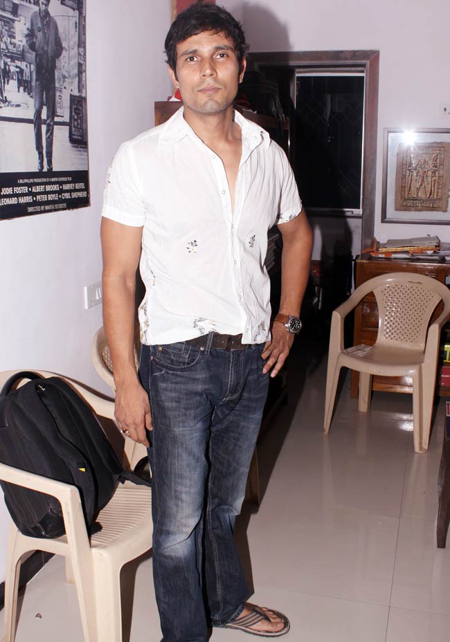 Happy birthday: तस्वीरों में देखें रणदीप हुड्डा का फिल्मी सफर...