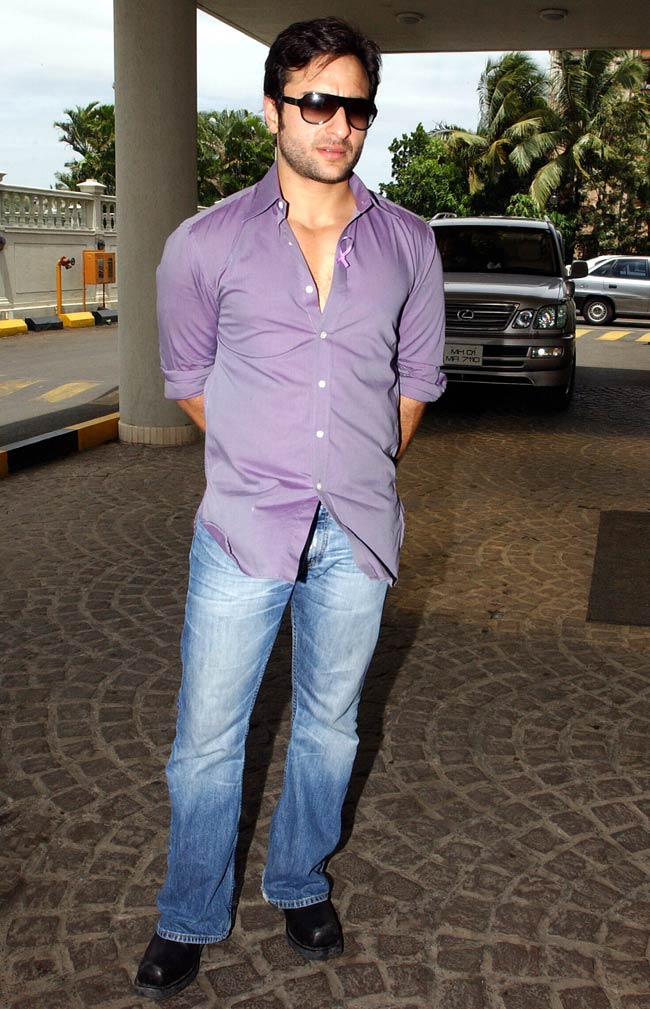 Happy Birthday: सैफ और मनीषा कोइराला की शानदार तस्वीरें...