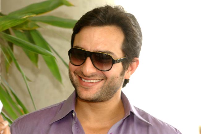 Happy Birthday: सैफ और मनीषा कोइराला की शानदार तस्वीरें...