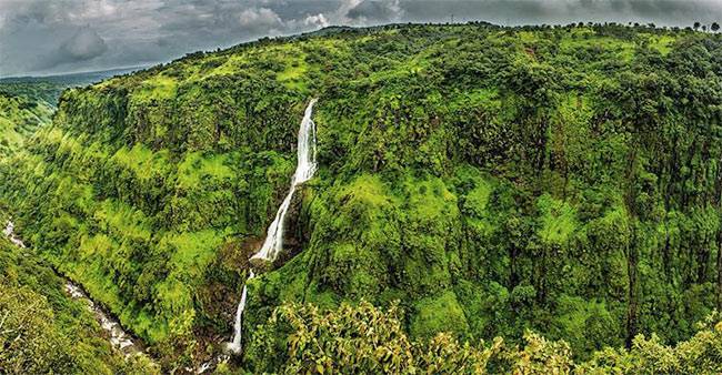 भारत के 10 झरने जहां दिखता है प्राकृति‍क रोमांच...