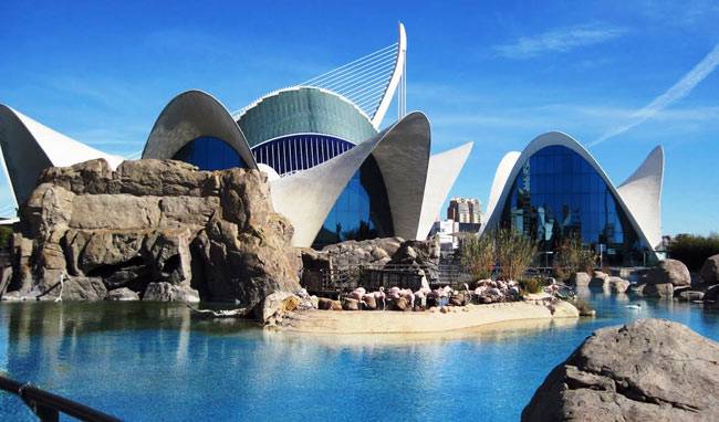 बुल फाइट के लिए मशहूर देश के 5 खूबसूरत शहर...