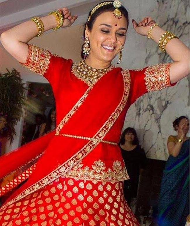 पहली बार सामने आईं प्रीति जिंटा की शादी की तस्वीरें...