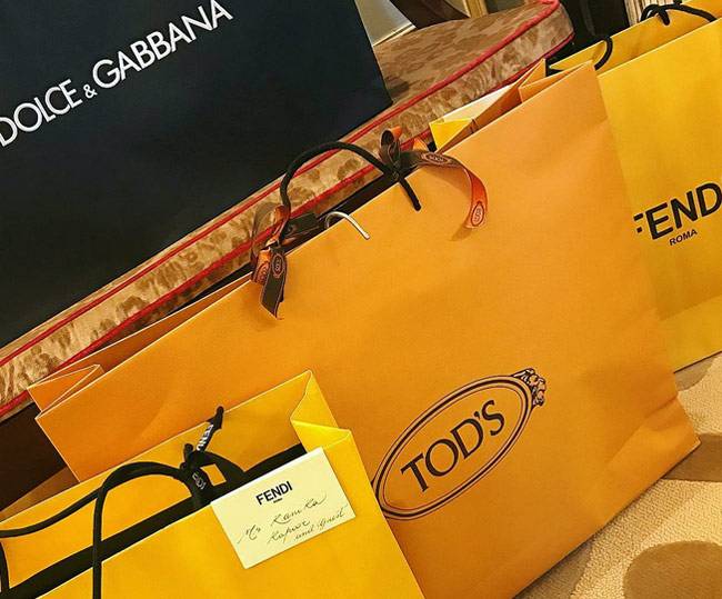 मिलान फैशन वीक में क्या कर रही हैं  'बेबी डॉल' कनिका कपूर?