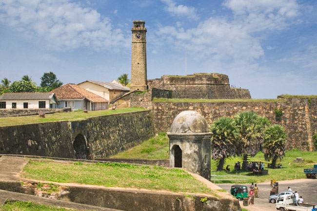 श्रीलंका की इन जगहों को देखकर हैरान रह जाएंगे...