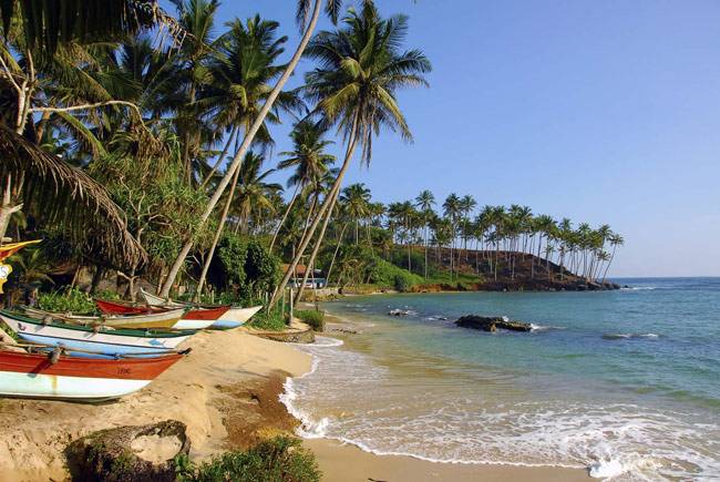 श्रीलंका की इन जगहों को देखकर हैरान रह जाएंगे...