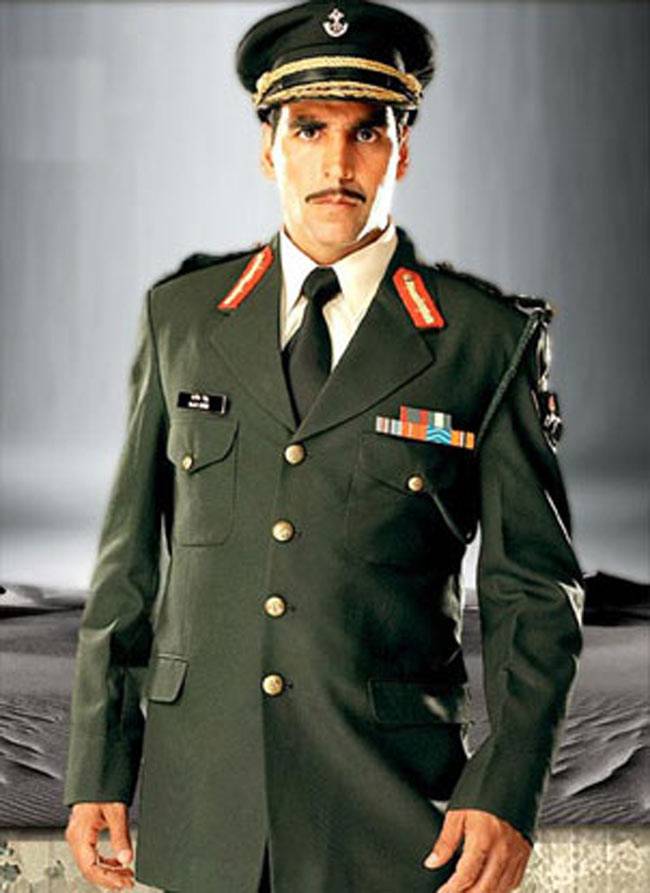 वो फिल्में जिनमें दाढ़ी-मूंछ के साथ कमाल के दिखे अक्षय...