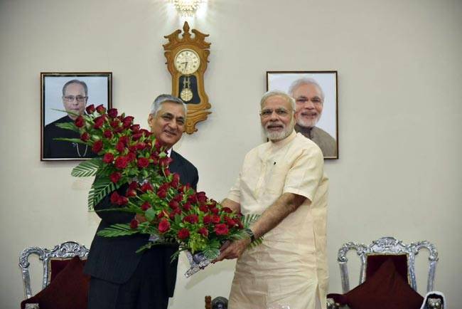 PM मोदी के बर्थडे की ये हैं 10 खास तस्वीरें