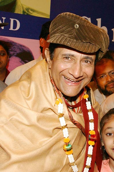 बर्थ डे पर कीजिए देव आनंद को याद