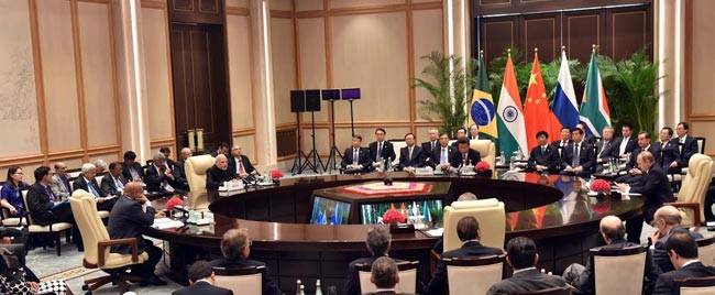 तस्वीरों में देखें पीएम मोदी का चीन दौरा