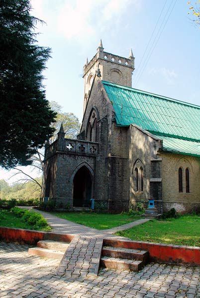 नैसर्गिक सौंदर्य से परिपूर्ण है हिमाचल प्रदेश