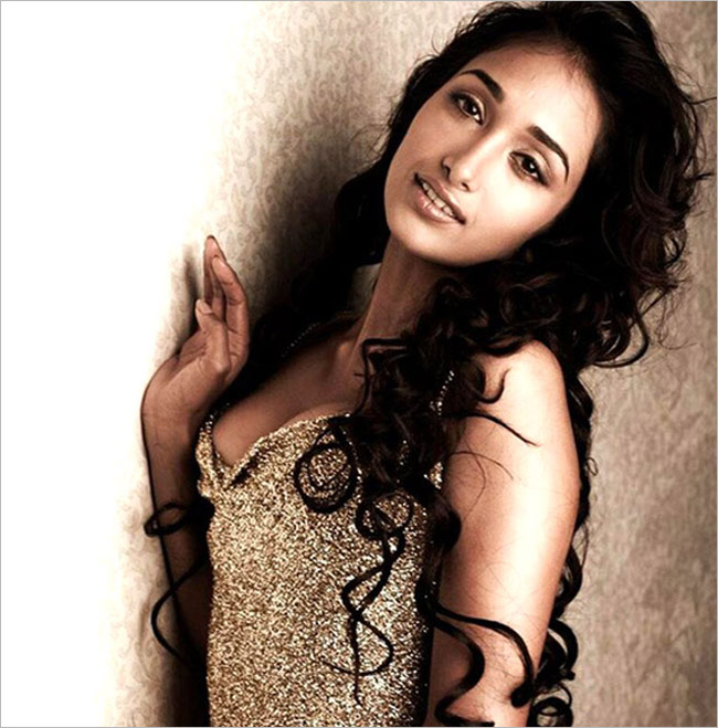 जिया खान मामले में नया खुलासा, तस्वीरों में देखें इस हसीना की जिंदगी का सफरनामा