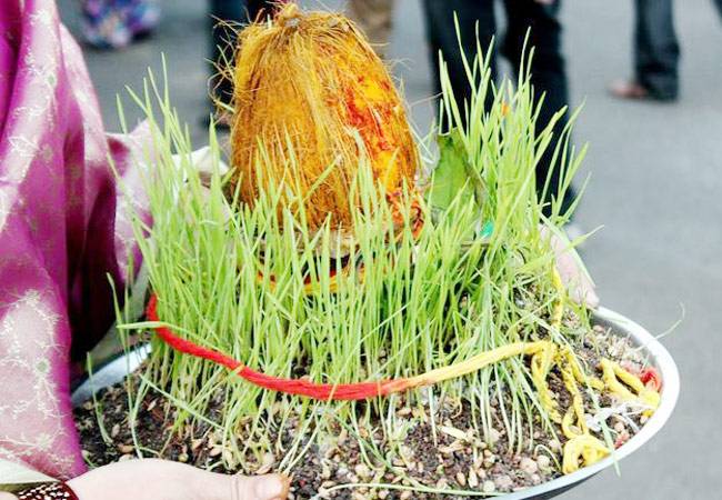 आ गए नवरात्र, चढ़ाएं मां को लाल चुनरी और...