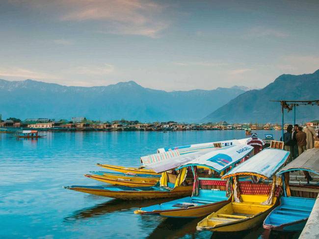 इन 5 बेहतरीन जगहों पर आप कभी भी मना सकते हैं छुट्टियां...