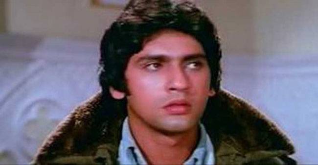 बस आए और गए ये बॉलीवुड स्टार्स...