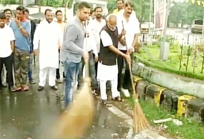 PM मोदी के बर्थडे की ये हैं 10 खास तस्वीरें