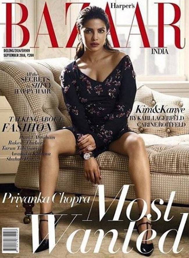 मैगजीन के कवर पेज के लिए प्रियंका हुई टॉपलेस...