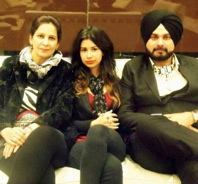 ये ग्‍लैमरस कुड़ी है नवजोत सिंह सिद्धू की बेटी...