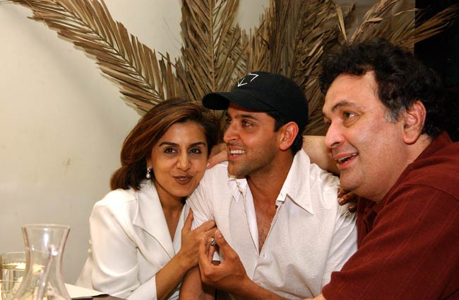 बॉलीवुड के 'चॉकलेटी क्यूट हीरो' ऋषि कपूर के B'day पर देखें उनकी अनदेखी तस्वीरें