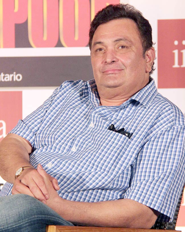 बॉलीवुड के 'चॉकलेटी क्यूट हीरो' ऋषि कपूर के B'day पर देखें उनकी अनदेखी तस्वीरें