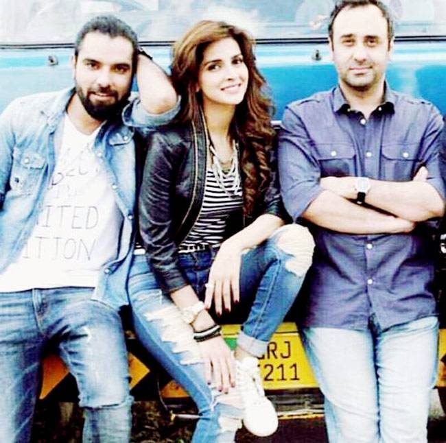 बॉलीवुड में एंट्री करने जा रही है यह खूबसूरत पाकिस्तानी एक्ट्रेस...