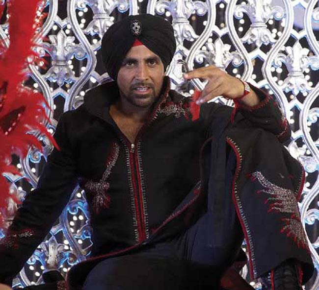 वो फिल्में जिनमें दाढ़ी-मूंछ के साथ कमाल के दिखे अक्षय...