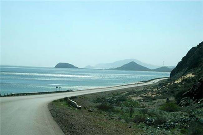 भारत के 10 रास्ते जहां भूत घूमते हैं...