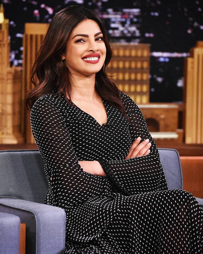 जिमी फौलन के शो पर एक बार फिर छाईं प्रियंका