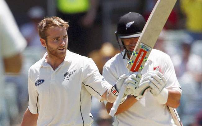 टीम इंडिया के 500वें टेस्ट मैच के दूसरे दिन की झलकियां