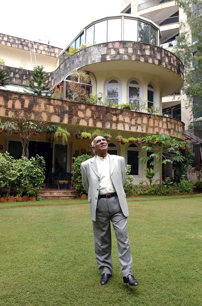 हिट रोमांटिक फिल्मों का दूसरा नाम यश चोपड़ा...