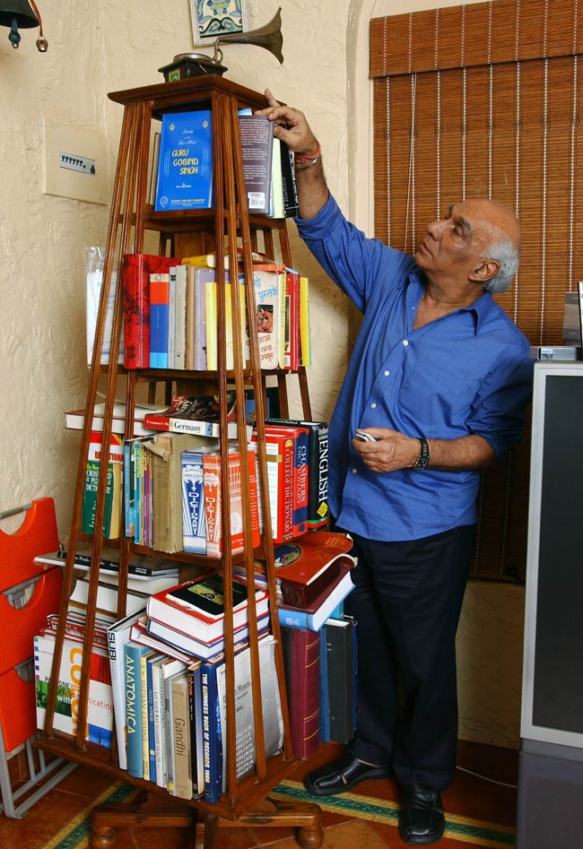 हिट रोमांटिक फिल्मों का दूसरा नाम यश चोपड़ा...