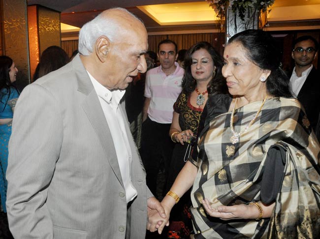 हिट रोमांटिक फिल्मों का दूसरा नाम यश चोपड़ा...