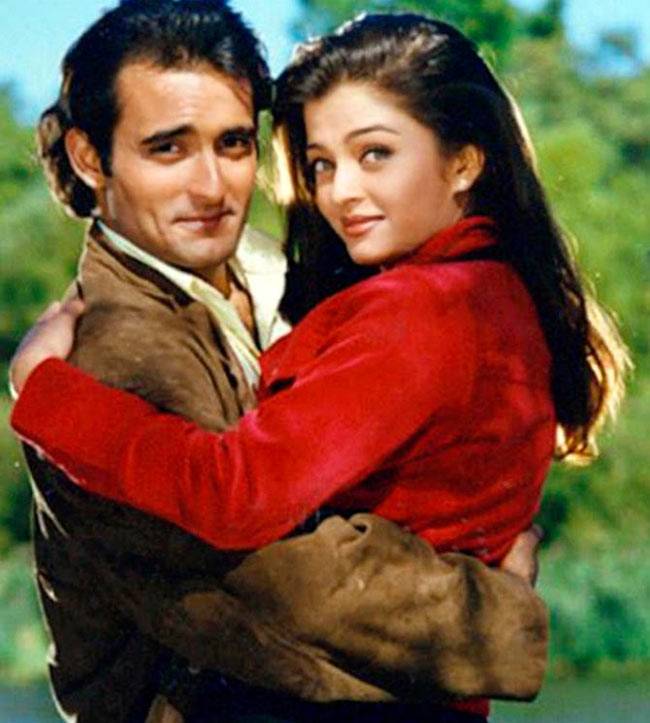 उम्र में छोटे हैं तो क्‍या...ऐश्‍वर्या जमकर करती हैं रोमांस!