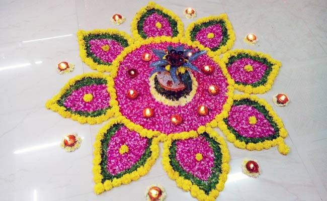 दिवाली पर इन 6 तरीकों से बनाएं सुंदर रंगोली...
