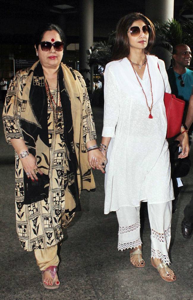 Celeb Spotting: ऐसे कर रहे हैं रणबीर-अनुष्का 'ऐ दिल है मुश्किल' का प्रमोशन...