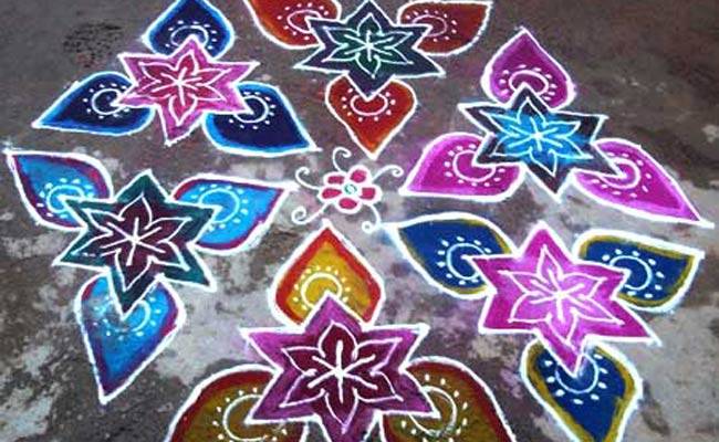 दिवाली पर इन 6 तरीकों से बनाएं सुंदर रंगोली...