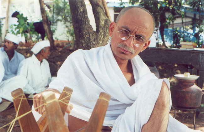 इन 10 फिल्मों ने खोले महात्मा गांधी की जिंदगी के कई राज