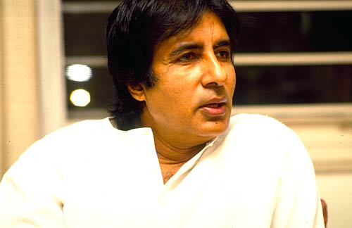 अमिताभ बच्‍चन को जन्मदिन की बधाई, देखें Unseen तस्वीरें...