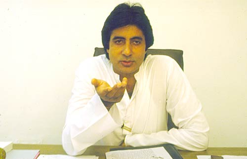 अमिताभ बच्‍चन को जन्मदिन की बधाई, देखें Unseen तस्वीरें...