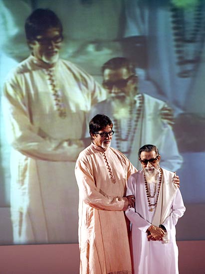 अमिताभ बच्‍चन को जन्मदिन की बधाई, देखें Unseen तस्वीरें...