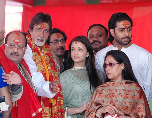 अमिताभ बच्‍चन को जन्मदिन की बधाई, देखें Unseen तस्वीरें...