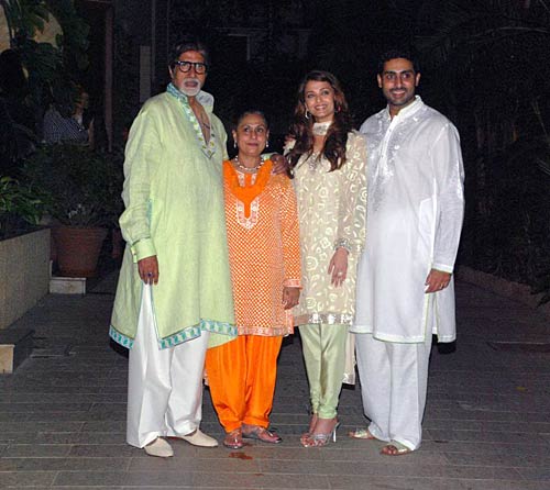 अमिताभ बच्‍चन को जन्मदिन की बधाई, देखें Unseen तस्वीरें...