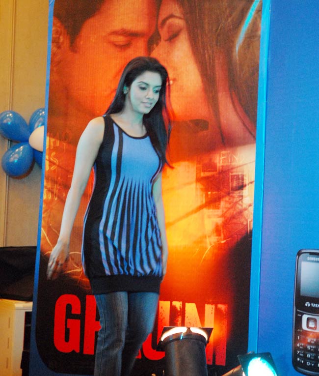 'गजनी' गर्ल असिन थोट्टूमकल को Happy Birthday...