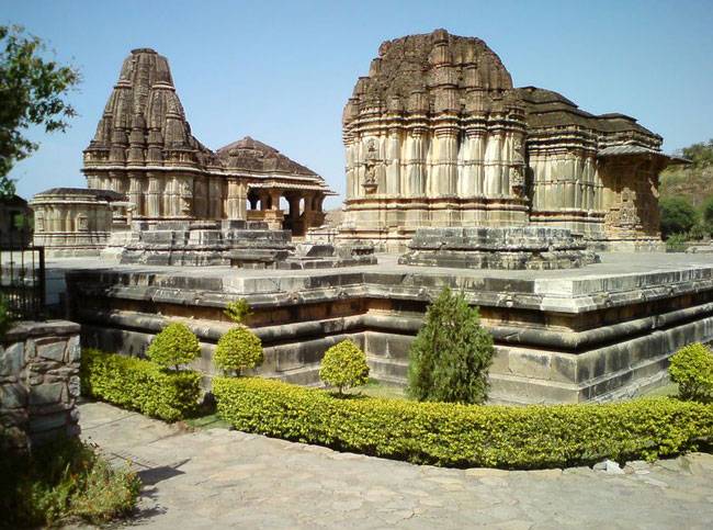 इस मंदिर में होती है मां के शक्ति रूप की पूजा...