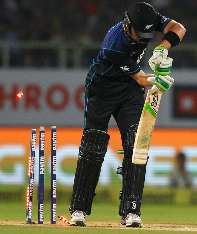 टीम इंडिया के फैन्स को दिवाली गिफ्ट, सीरीज 3-2 से जीती