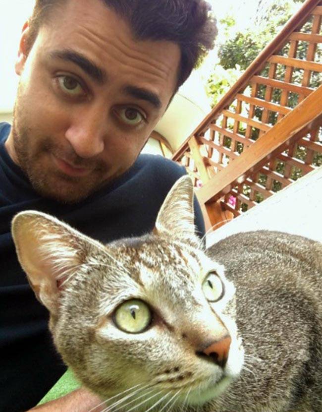 #WorldAnimalDay पर मि‍लिए बॉलीवुड स्टार्स के Pets से